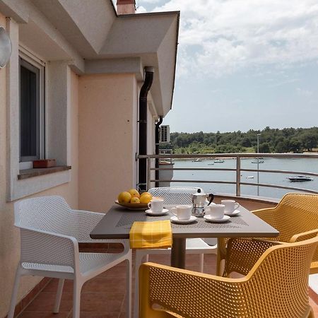 Seafront Apartment Gaby Medulin Eksteriør billede