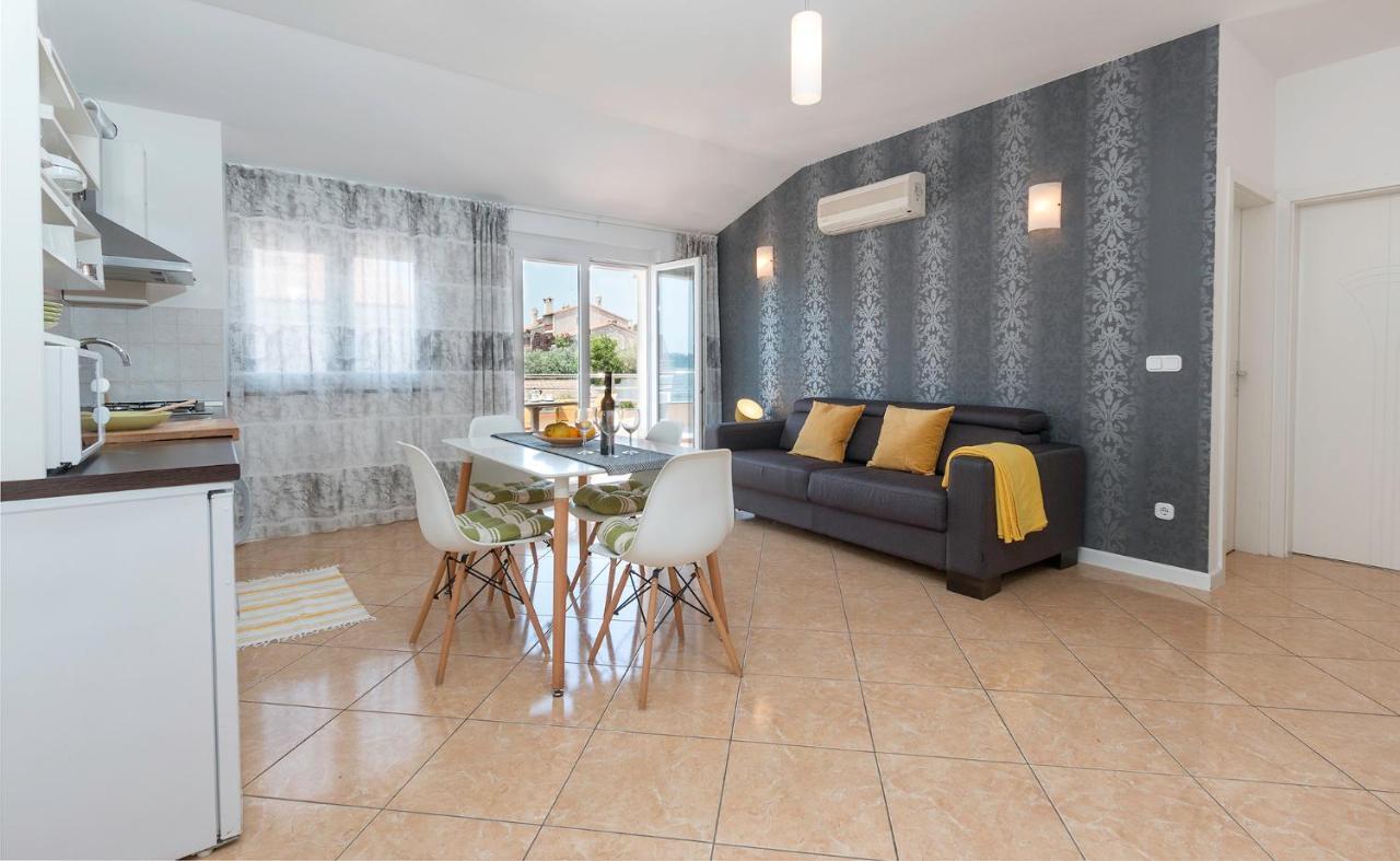 Seafront Apartment Gaby Medulin Eksteriør billede